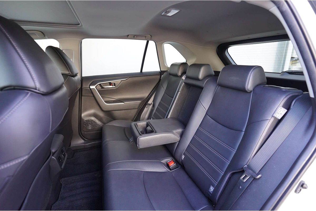 2020 Toyota RAV4 Cruiser AXAH52R