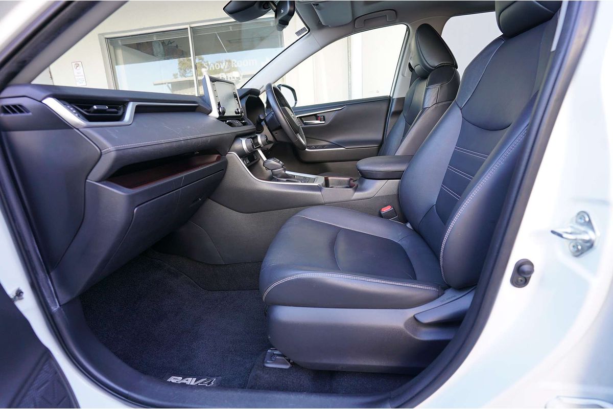 2020 Toyota RAV4 Cruiser AXAH52R