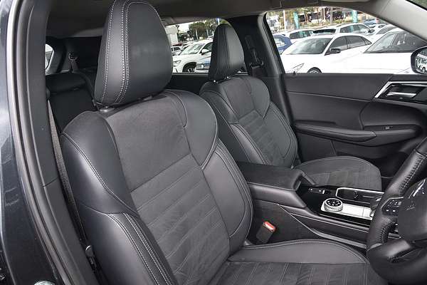 2025 Mitsubishi Outlander Aspire ZM