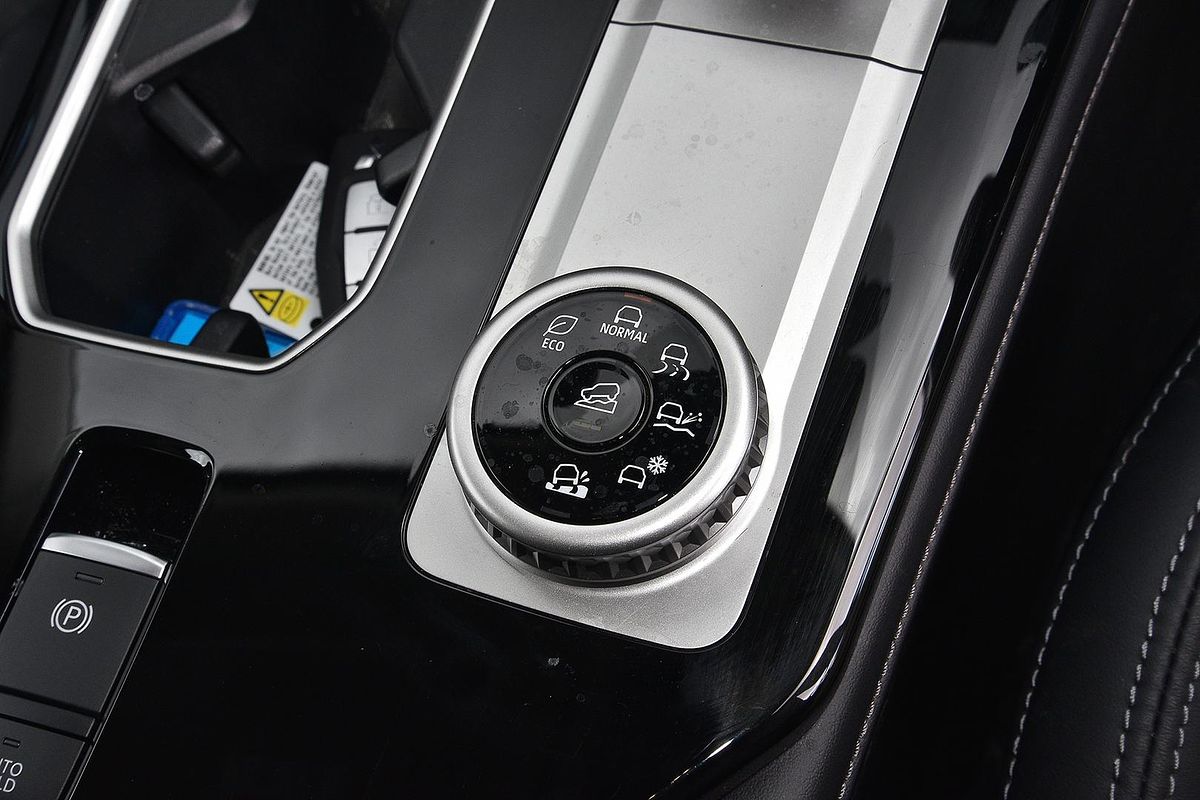 2025 Mitsubishi Outlander Aspire ZM