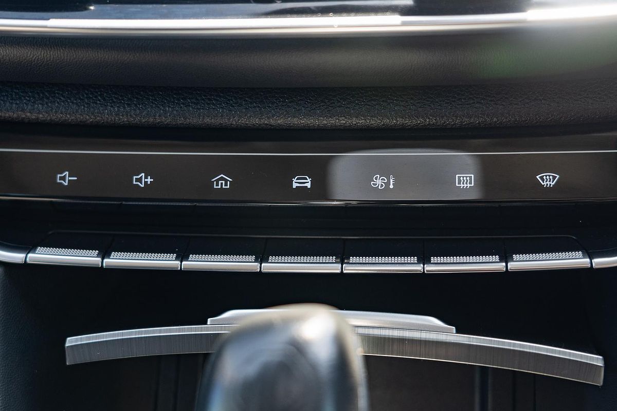 2022 MG HS Core SAS23