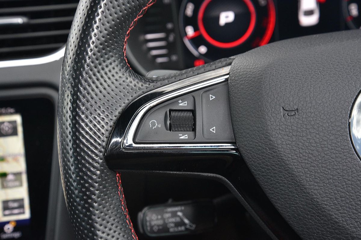 2020 SKODA Octavia RS 245 NE