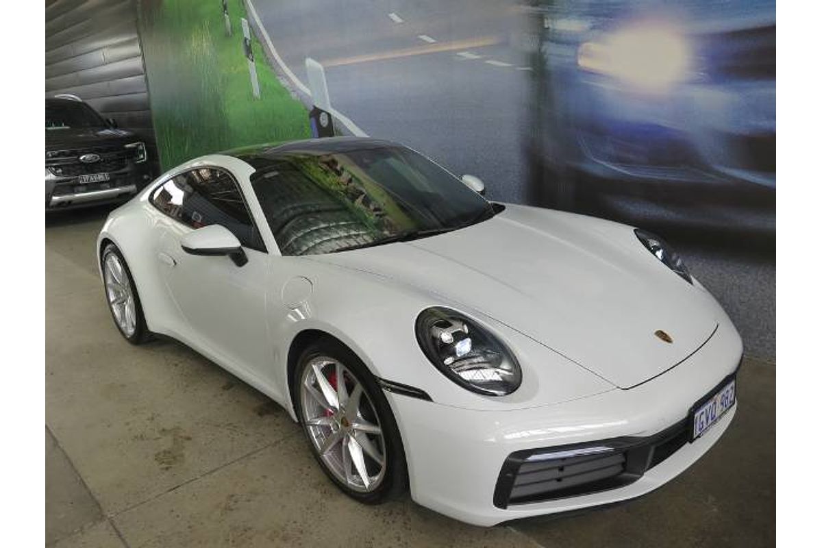 2019 Porsche 911 CARRERA S 992