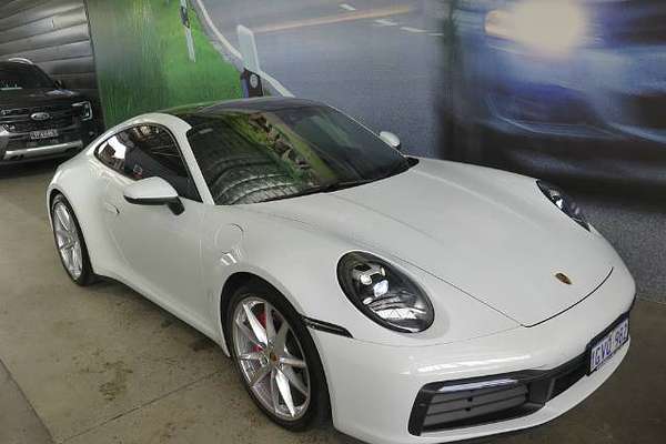2019 Porsche 911 CARRERA S 992