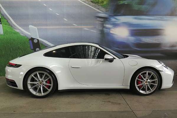 2019 Porsche 911 CARRERA S 992