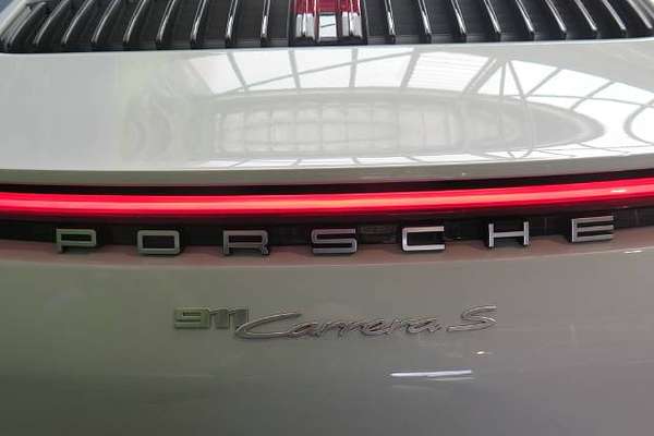 2019 Porsche 911 CARRERA S 992