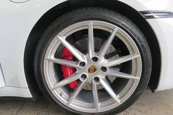 2019 Porsche 911 CARRERA S 992
