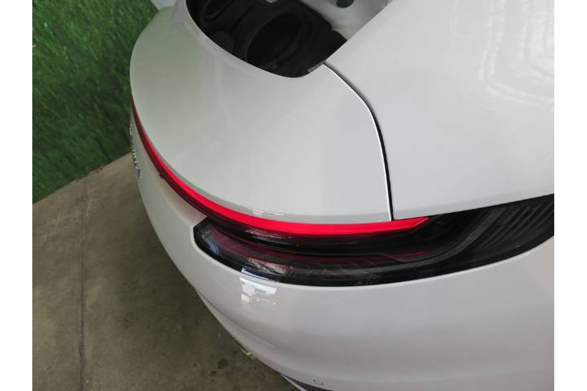 2019 Porsche 911 CARRERA S 992
