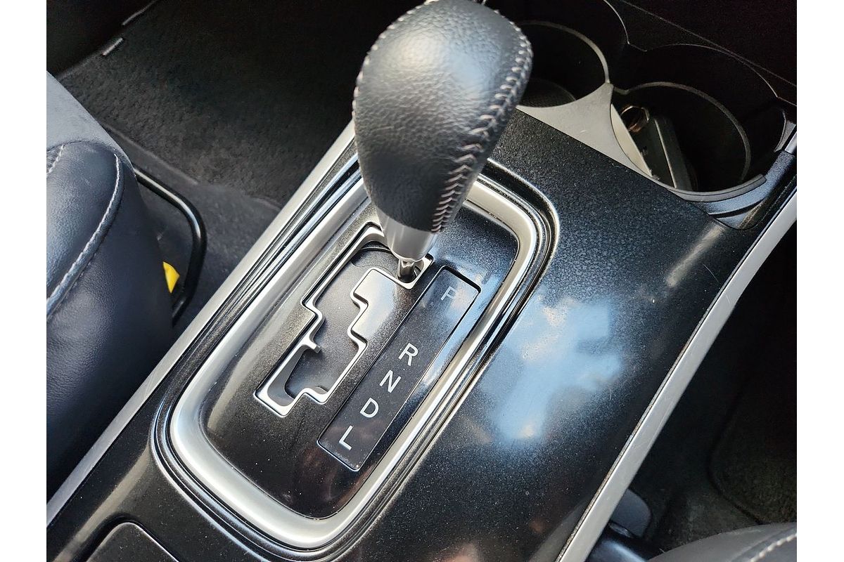 2020 Mitsubishi Outlander LS ZL