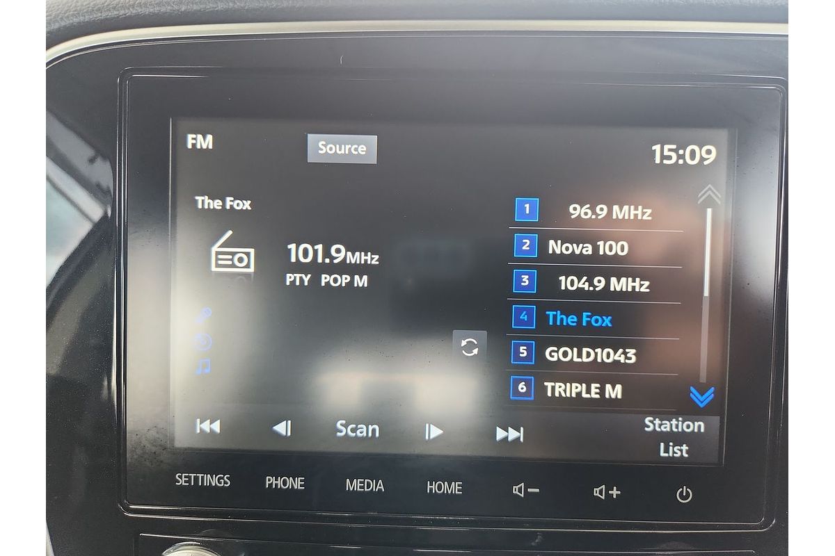 2020 Mitsubishi Outlander LS ZL