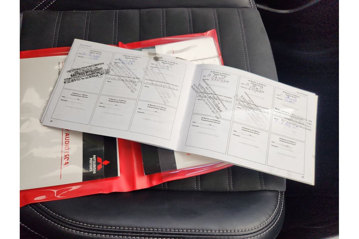 2020 Mitsubishi Outlander LS ZL