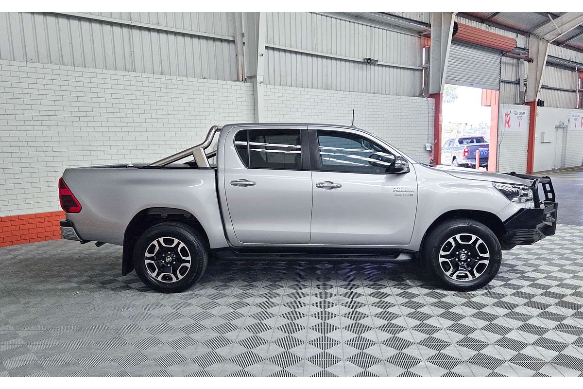 2020 Toyota Hilux SR5 GUN126R 4X4