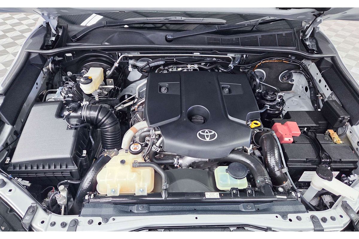 2020 Toyota Hilux SR5 GUN126R 4X4