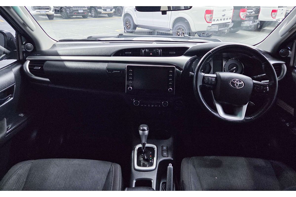 2020 Toyota Hilux SR5 GUN126R 4X4