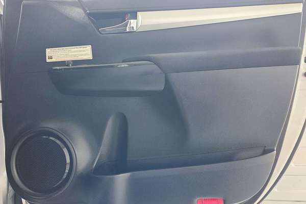 2020 Toyota Hilux SR5 GUN126R 4X4