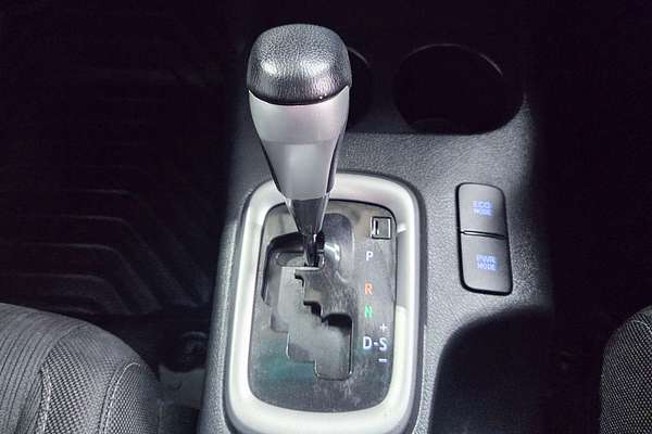 2020 Toyota Hilux SR5 GUN126R 4X4