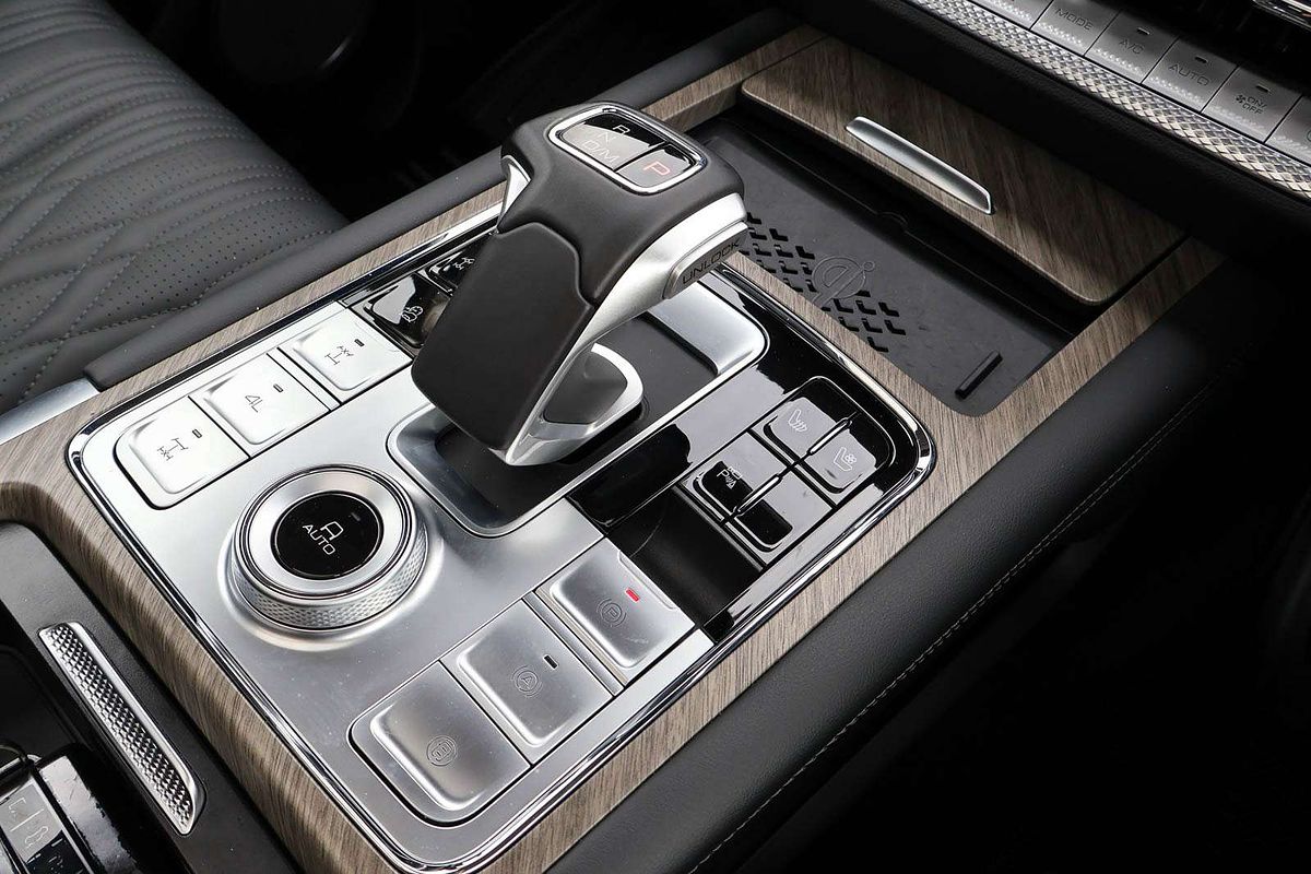 2024 GWM Tank 500 Ultra Hybrid P03