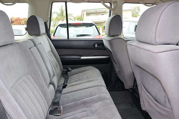 2012 Nissan Patrol ST GU 8