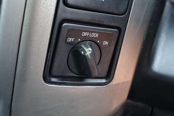 2012 Nissan Patrol ST GU 8