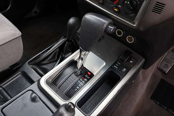 2012 Nissan Patrol ST GU 8