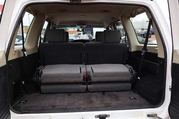 2012 Nissan Patrol ST GU 8