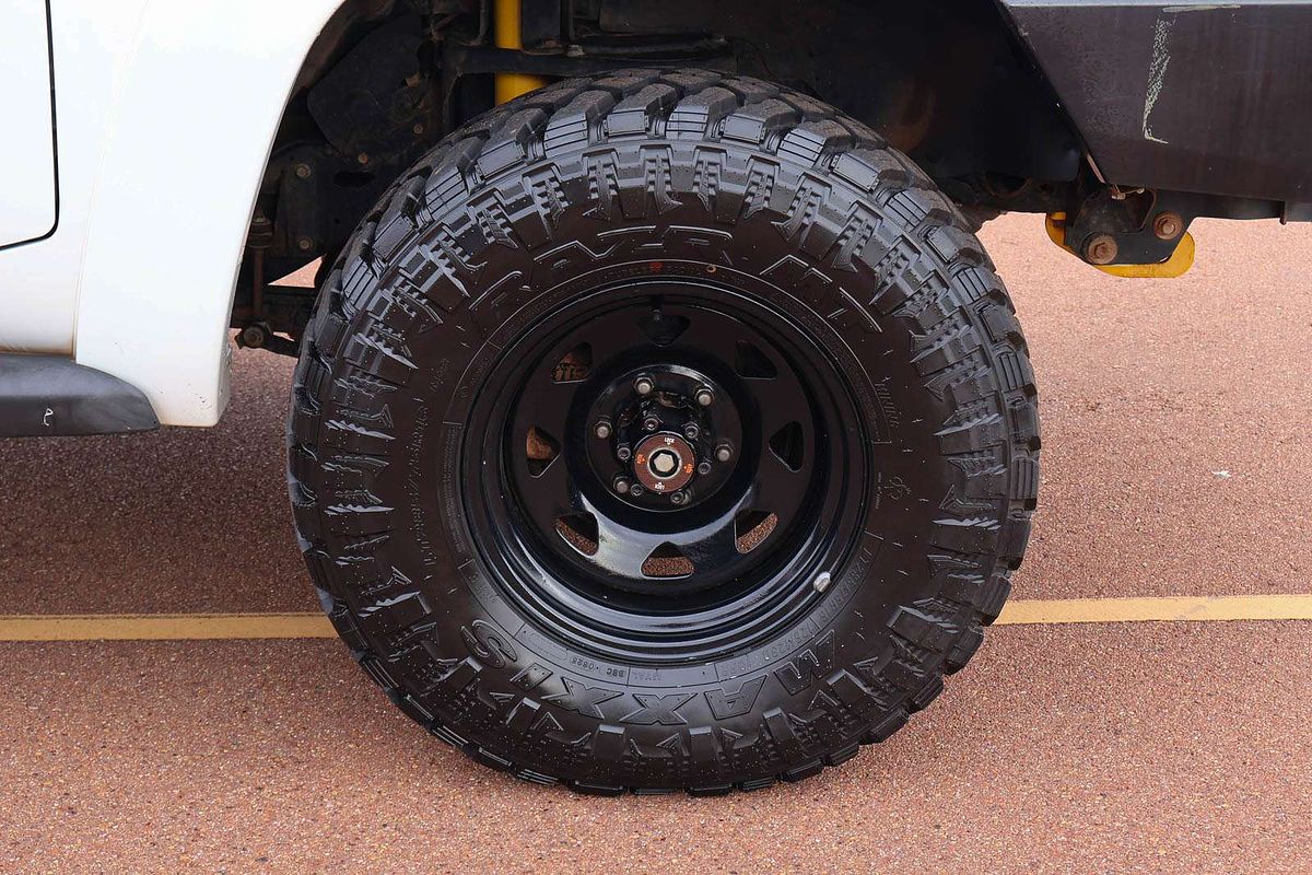 2015 Nissan Patrol ST Y61