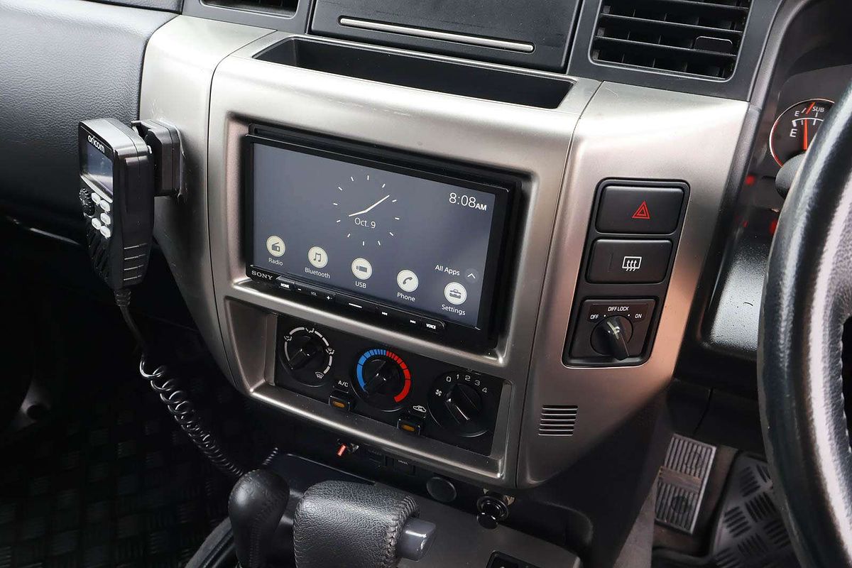 2015 Nissan Patrol ST Y61