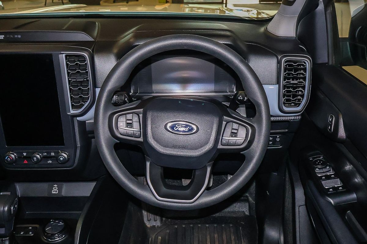 2024 Ford Ranger XL 4X4 2.0L