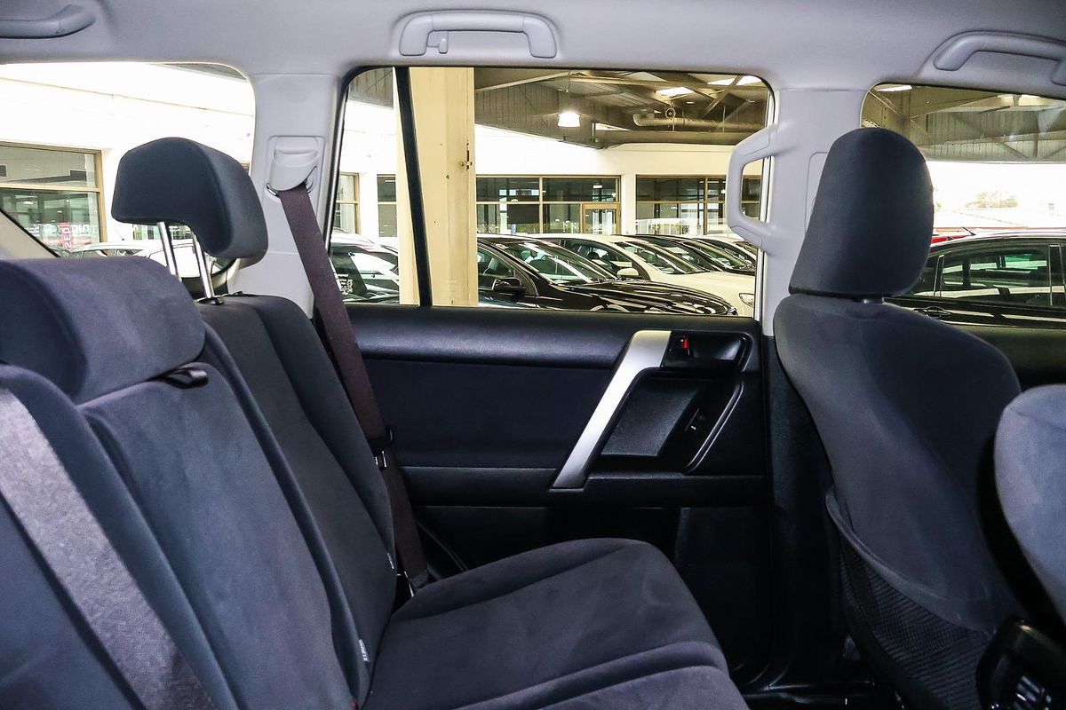 2016 Toyota Landcruiser Prado GX GDJ150R