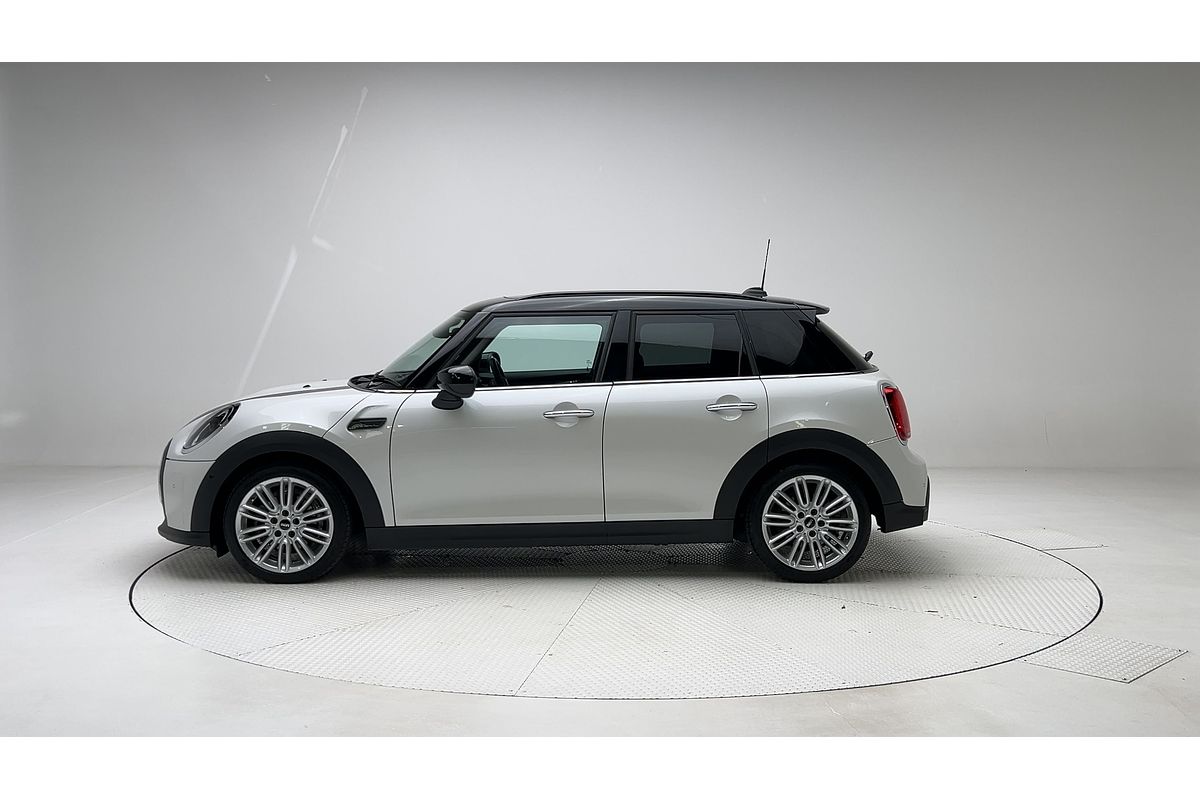2023 MINI Hatch Cooper Classic F55 LCI-2
