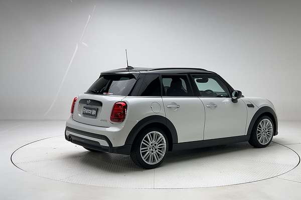 2023 MINI Hatch Cooper Classic F55 LCI-2