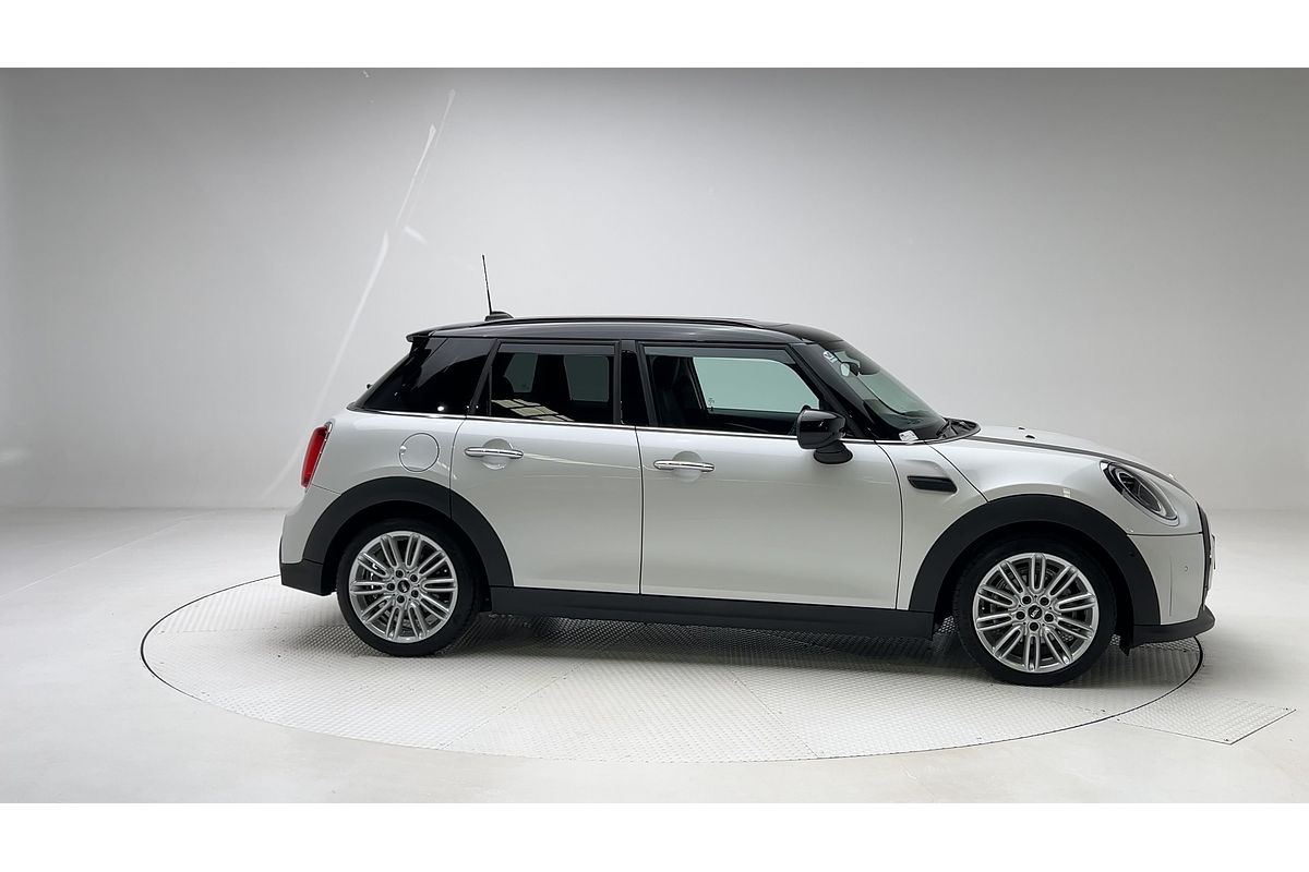 2023 MINI Hatch Cooper Classic F55 LCI-2
