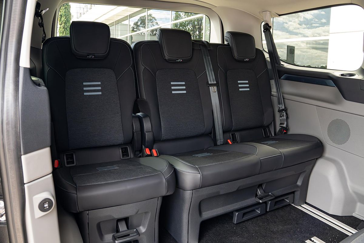 2024 Ford Tourneo Active AV SWB