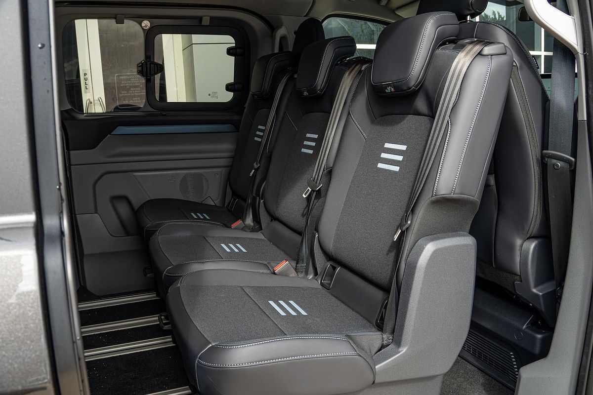 2024 Ford Tourneo Active AV SWB