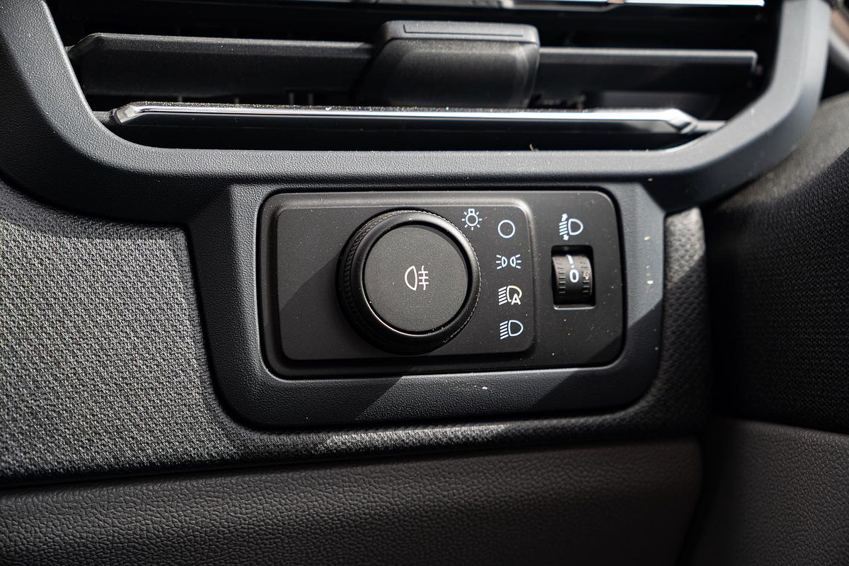 2024 Ford Tourneo Active AV SWB