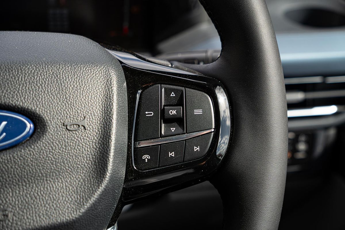 2024 Ford Tourneo Active AV SWB