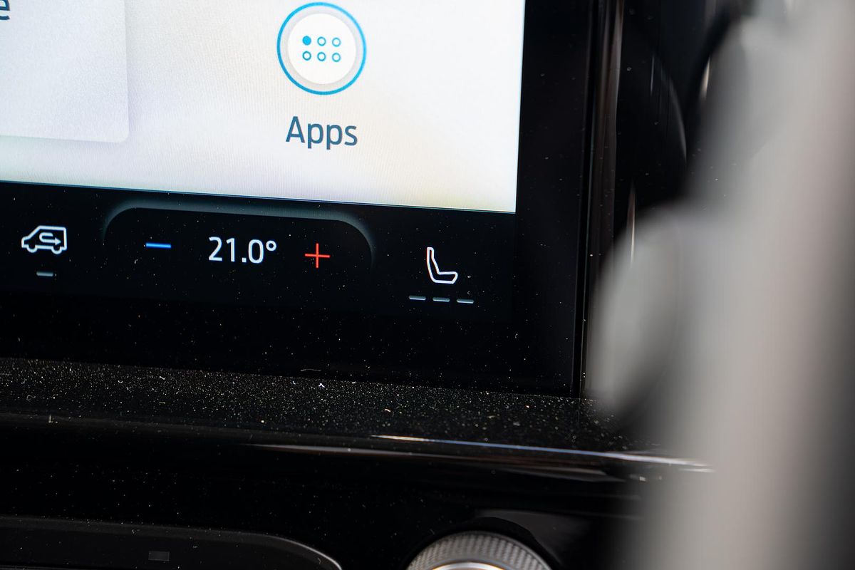 2024 Ford Tourneo Active AV SWB
