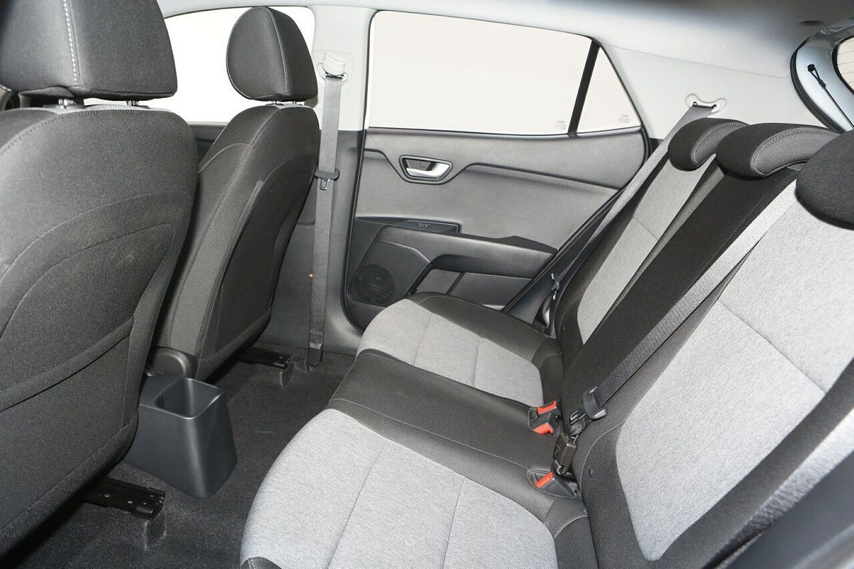 2024 Kia Stonic S YB