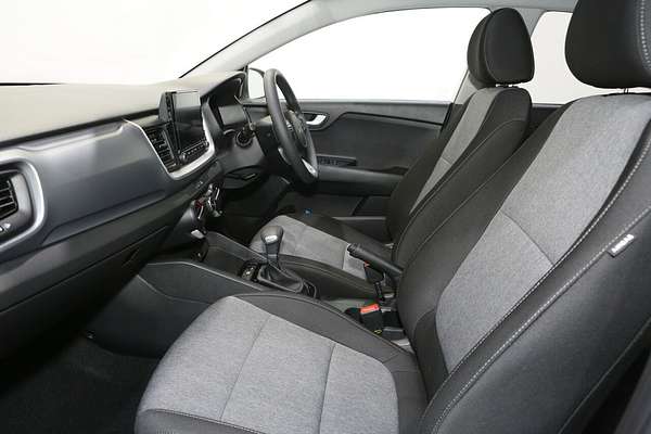 2024 Kia Stonic S YB