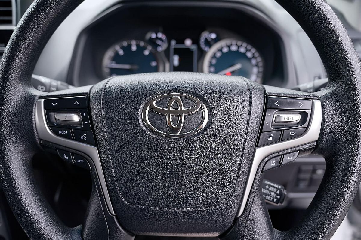 2022 Toyota Landcruiser Prado GX GDJ150R