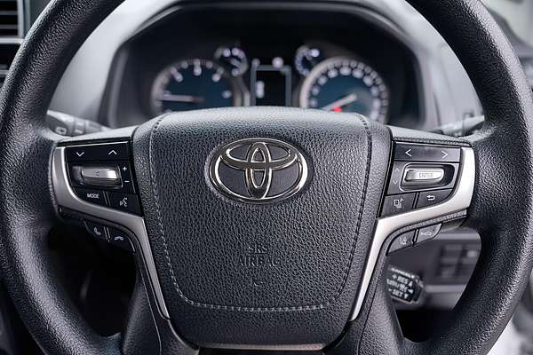 2022 Toyota Landcruiser Prado GX GDJ150R