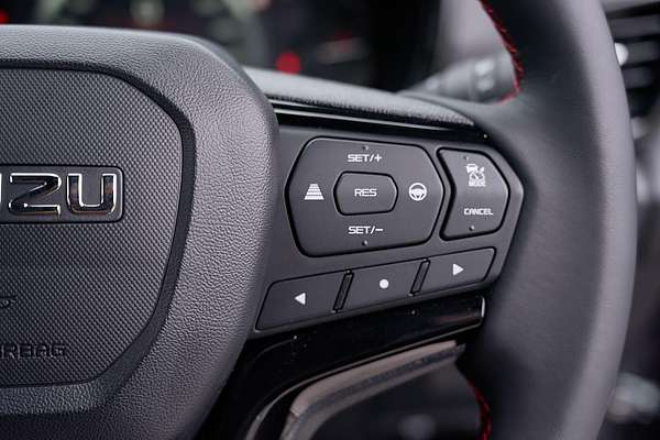 2025 Isuzu D-MAX X-TERRAIN 4X4