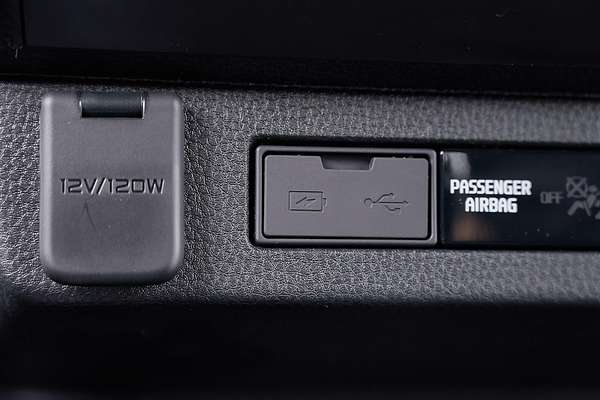 2025 Isuzu D-MAX X-TERRAIN 4X4