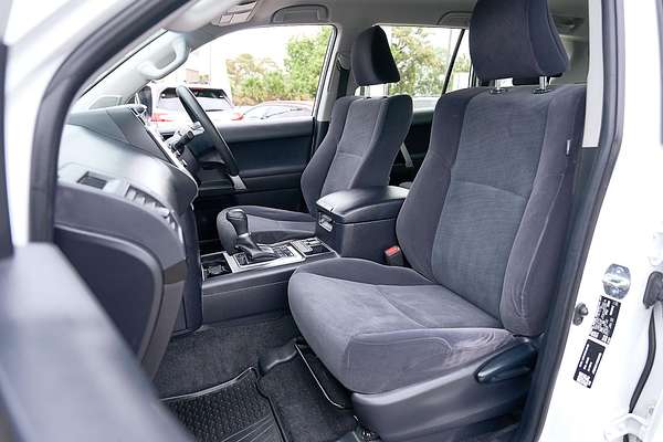 2022 Toyota Landcruiser Prado GX GDJ150R