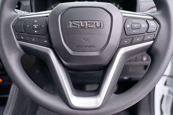 2025 Isuzu MU-X LS-M