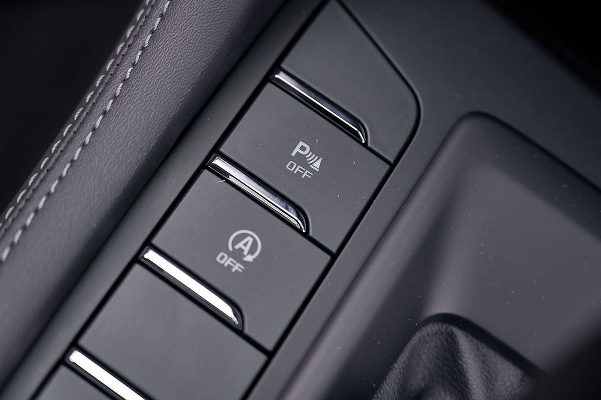 2025 Isuzu MU-X LS-M