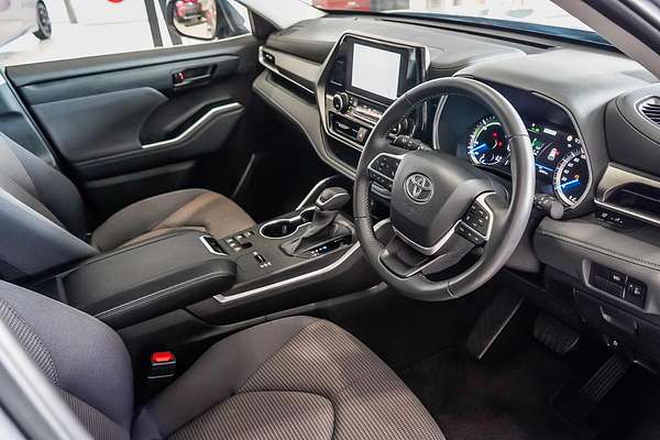 2024 Toyota KLUGER GX HYBRID AWD AXUH78R
