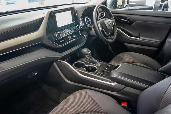 2024 Toyota KLUGER GX HYBRID AWD AXUH78R