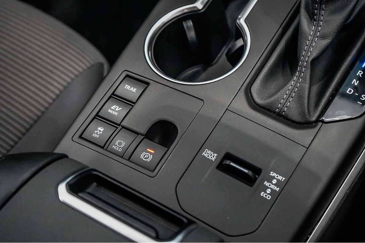 2024 Toyota KLUGER GX HYBRID AWD AXUH78R