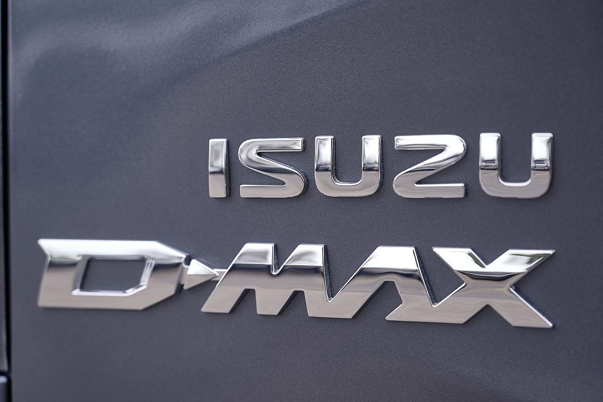 2025 Isuzu D-MAX X-TERRAIN 4X4